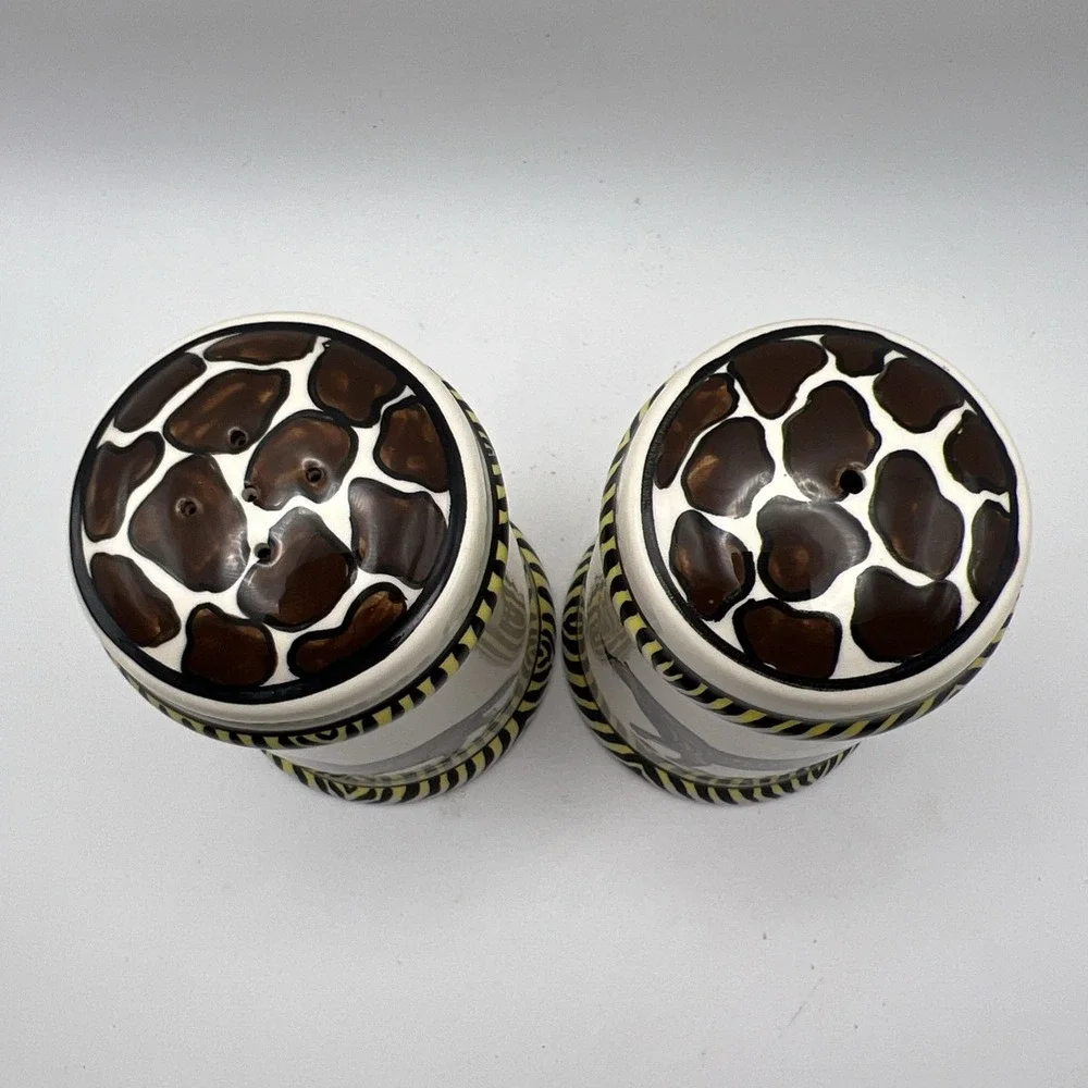 Penzo Pottery Zimbabwe Hand Painted Ceramic Salt Pepper Shakers Signed Phillip